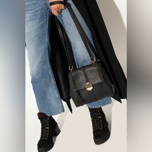 Chloé SMALL PENELOPE SOFT SHOULDER BAG IN GRAINED LEATHER